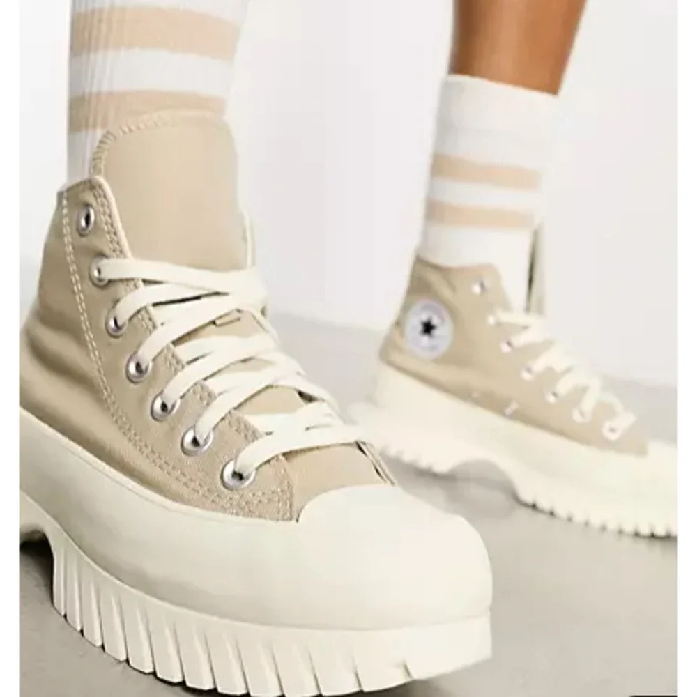 Converse CTAS Lugged 2.0 Platform Men's 9.5 Beige NWT - Picture 7 of 9